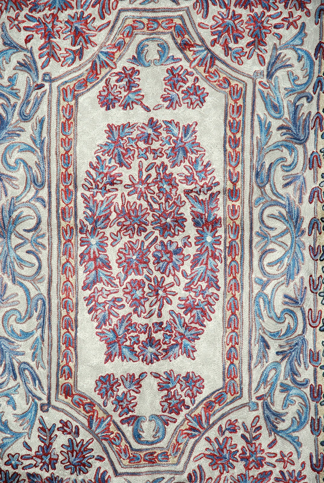 ChainStitch Tapestry Silk Area Rug, Pink and Blue Embroidery 2.5x4